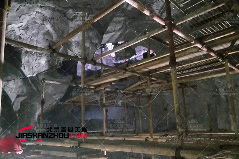 洞穴式鹽療房